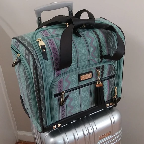 Steve Madden Designer 15 Inch Carry on Suitcase- Small Weekender Overnig… - Picture 9 of 11